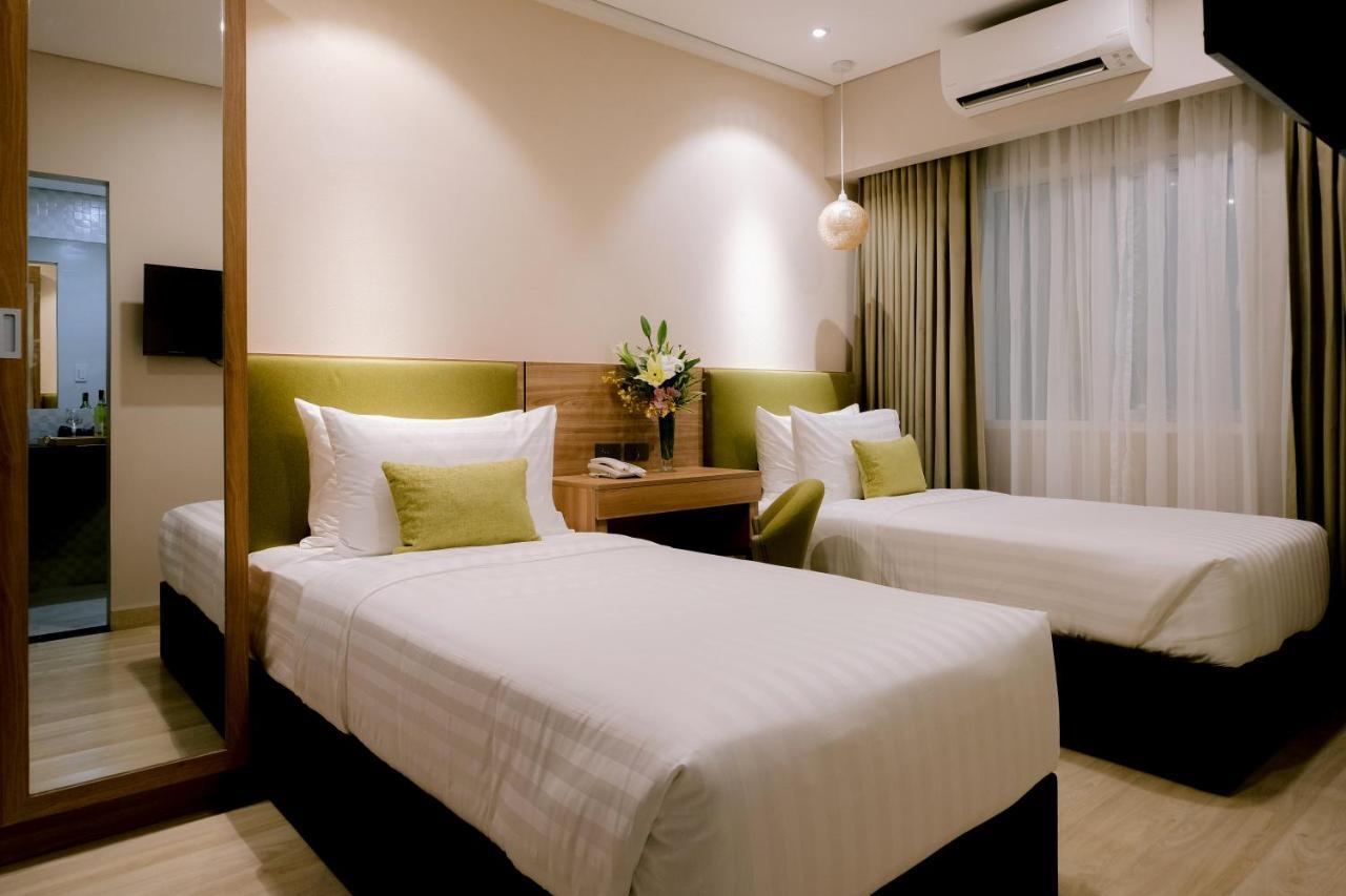 Goldberry Suites And Hotel سيبو المظهر الخارجي الصورة