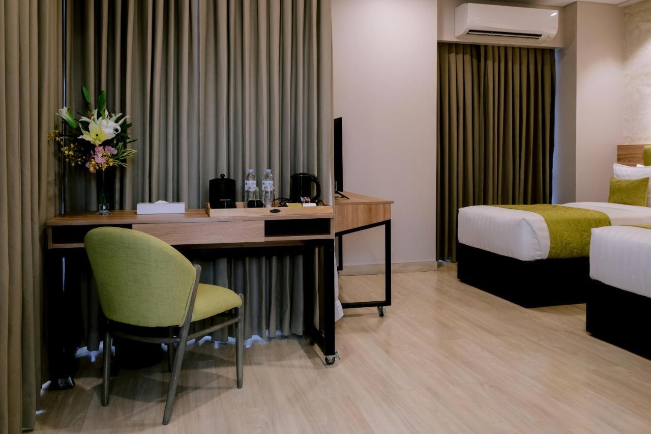 Goldberry Suites And Hotel سيبو المظهر الخارجي الصورة