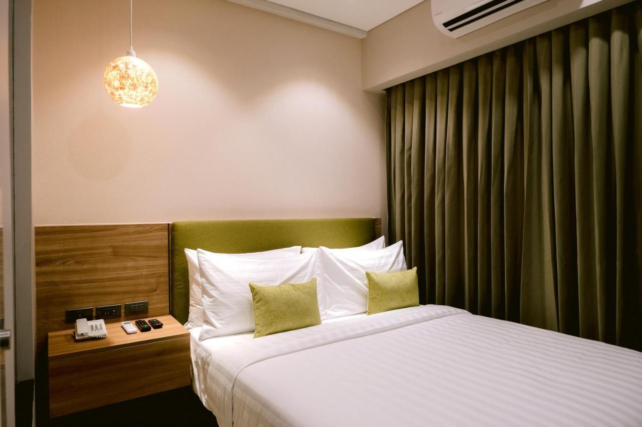 Goldberry Suites And Hotel سيبو المظهر الخارجي الصورة