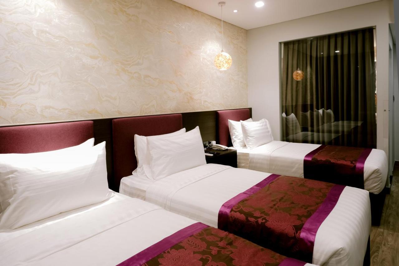 Goldberry Suites And Hotel سيبو المظهر الخارجي الصورة